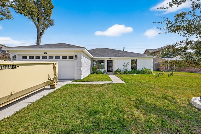 Photo - 1114 Briarmead Dr