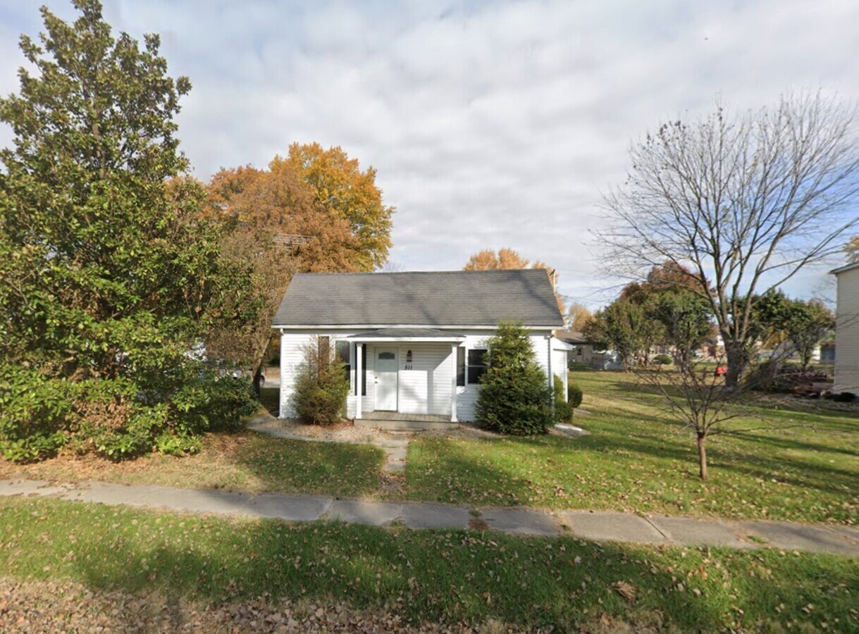 Photo - 511 E Beckemeyer Ave