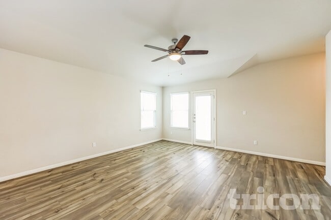 Photo - 13558 Paxton Blvd