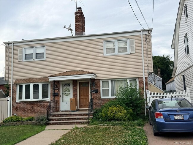 Building Photo - 119-17 6th Ave