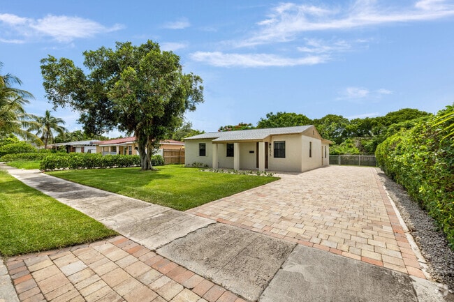 Building Photo - 3015 Robert Rd Rental