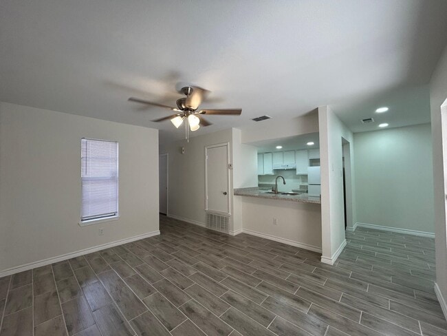 Photo - 100 Hillside Rd Unidad 115