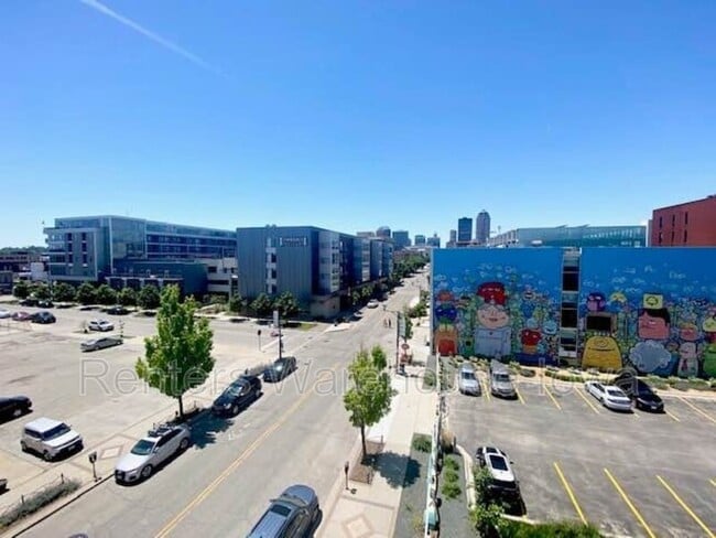 Photo - 350 E Locust St