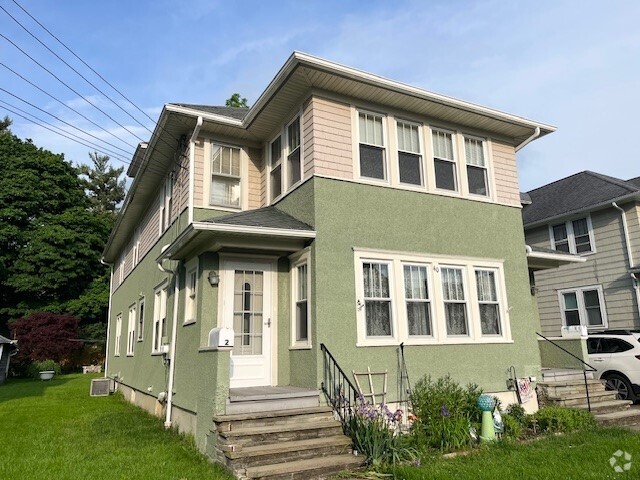 Building Photo - 40 Kneeland Ave Unit 2 Rental