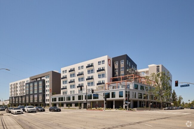 Architecture - The Q De Soto Rental