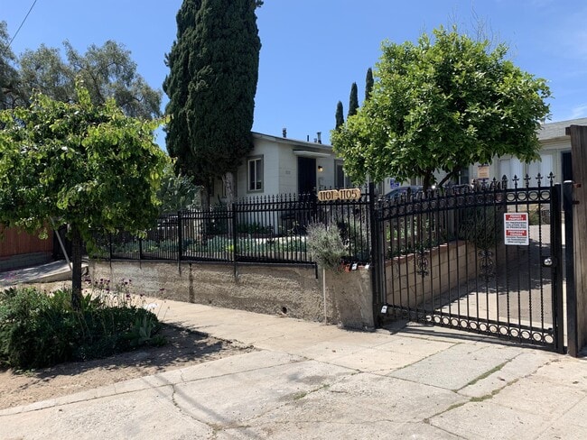 Photo - 1101 Waterloo St Unidad 1105