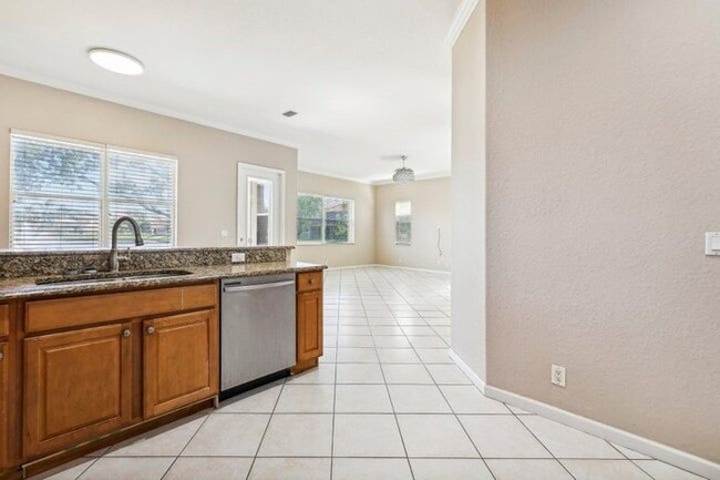 Photo - 7174 Ivy Crossing Ln