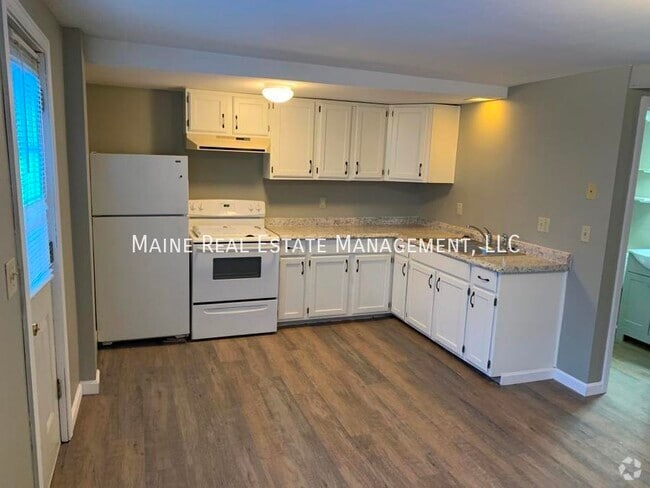 Building Photo - 101 Third St. Apt. Unit 2
