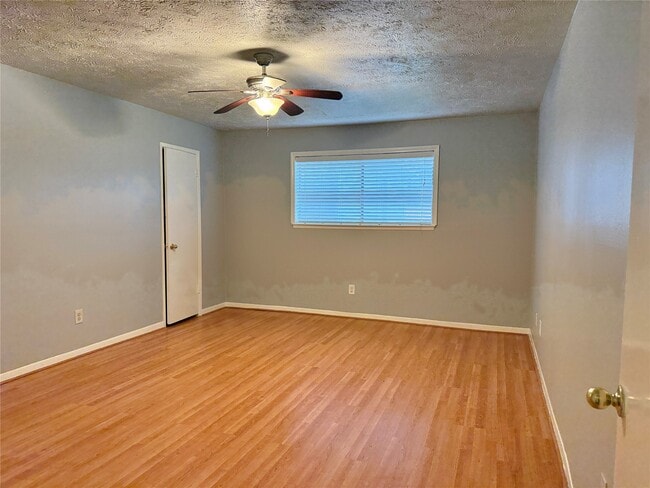 Building Photo - 3007 Wagon Trail Dr