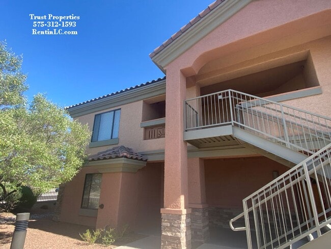 Building Photo - Great 1/1 in Gated Community Rental