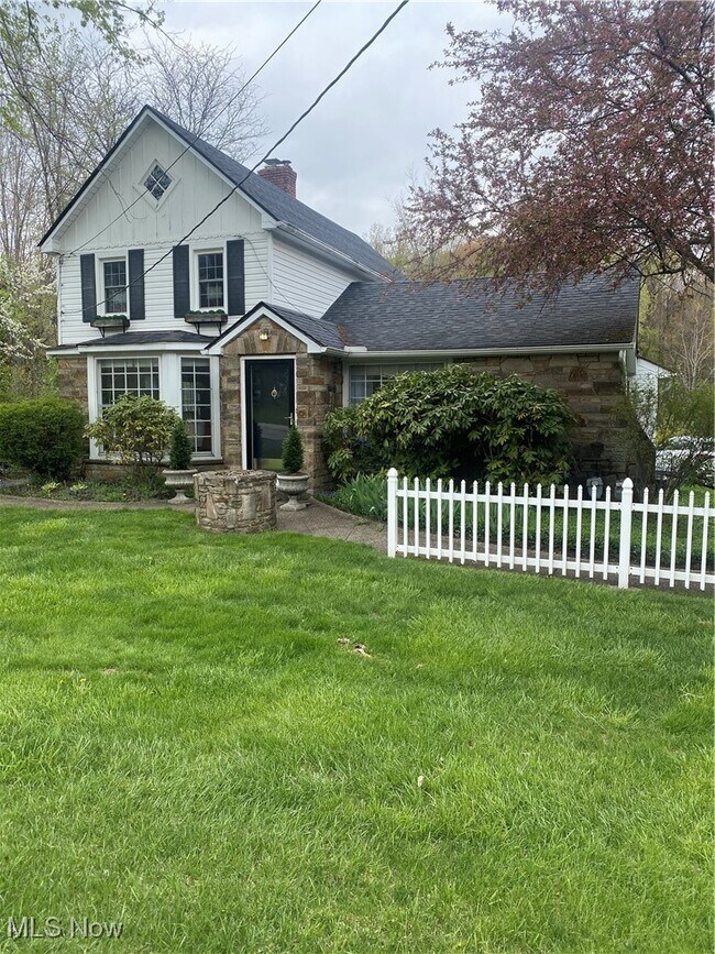 Photo - 35755 Miles Rd