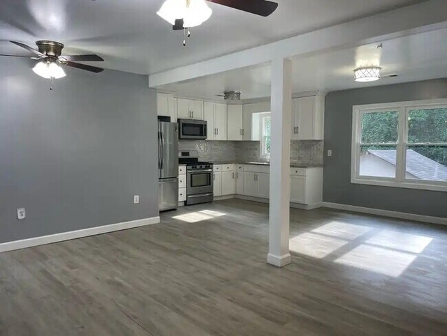 Photo - Beautifully Updated 2 Bedroom 1 Bathroom Home - Move-In Ready!