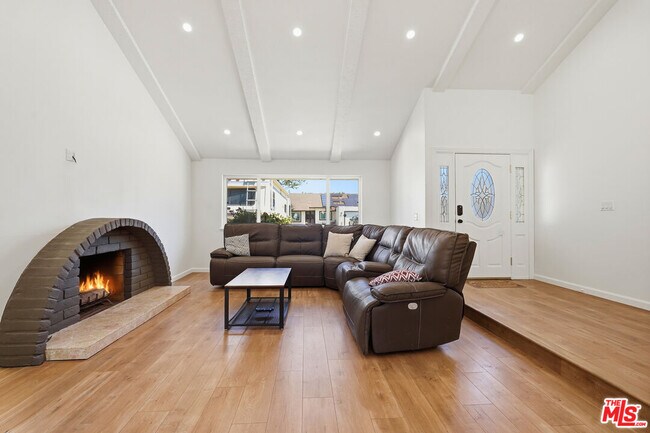Photo - 5920 E Malton Ave