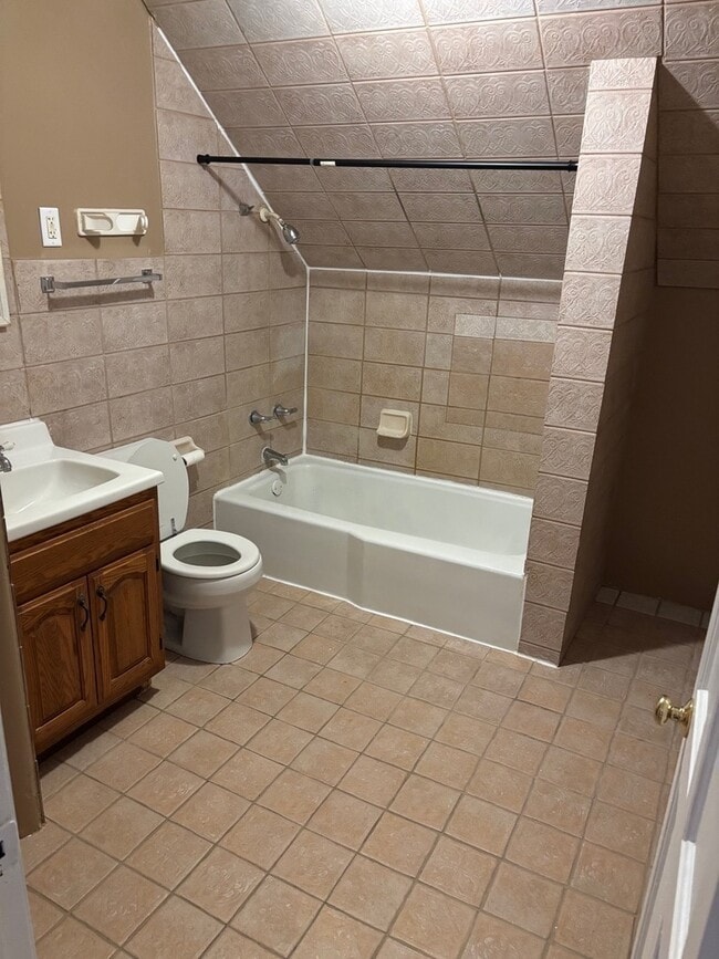 Photo - 3226 Union Ave Unit 1