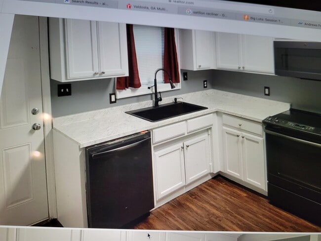 Photo - 1838 Hazel Dr Unit C