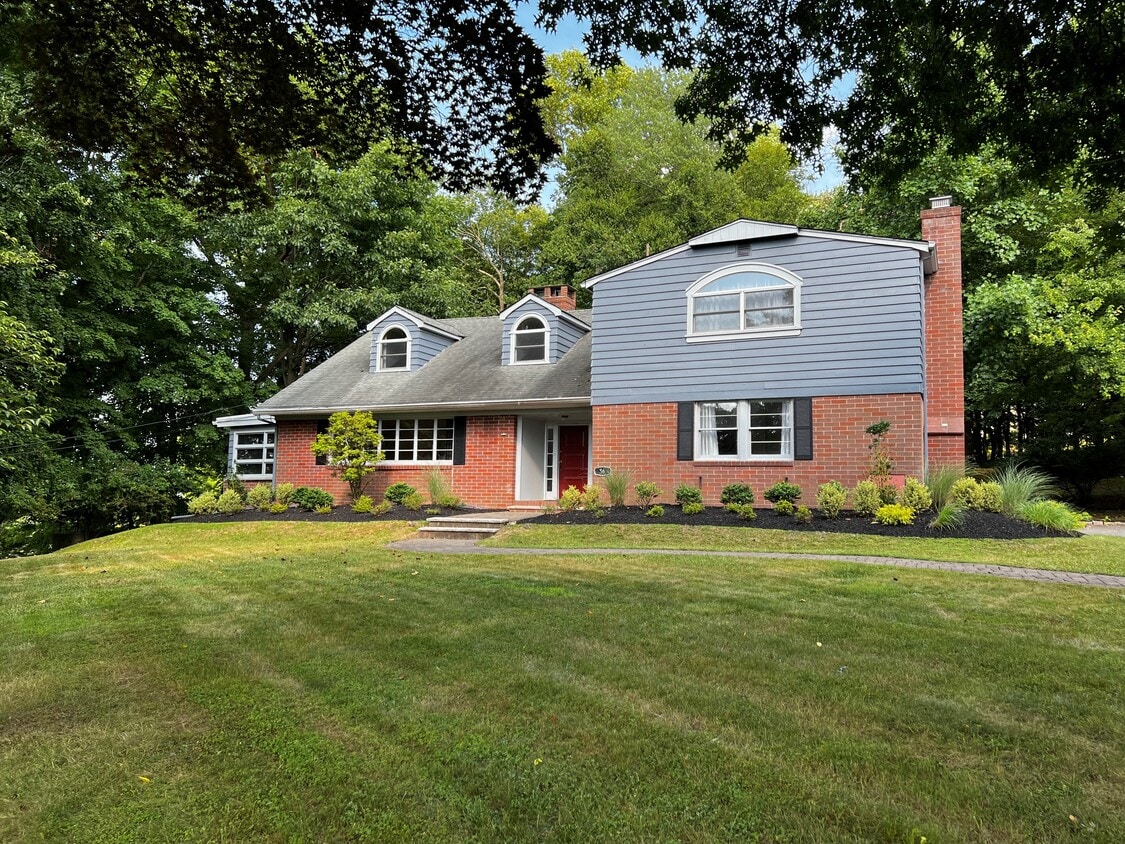 Photo - 56 Grandview Pl (Caldwell, NJ)