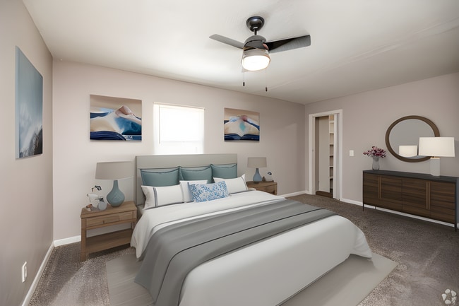 Photo - Woodland Apartments