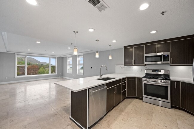 Photo - 3075 Kennedy Dr Unit 403