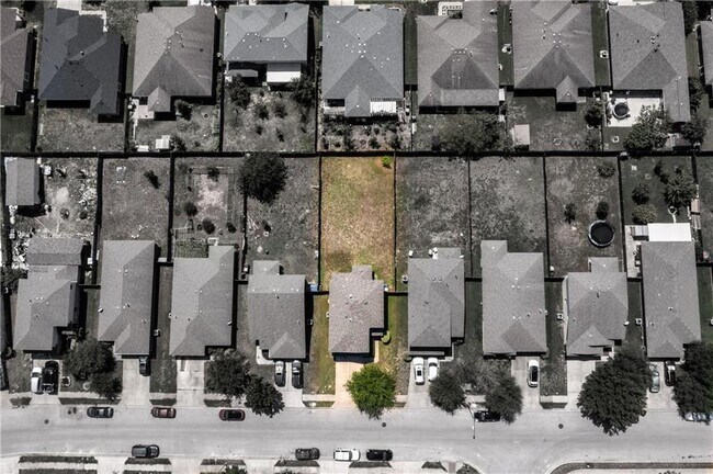 Photo - 1505 Tea Leaf Dr