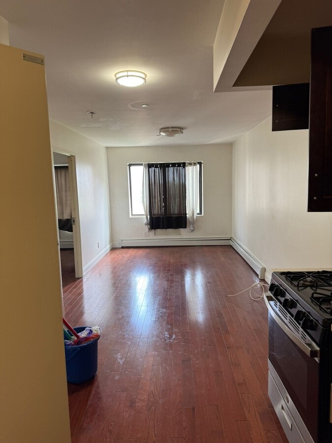 Photo - 2120 Daly Ave Apartamento Unidad 6A