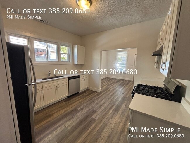 Photo - 558 S Windsor St