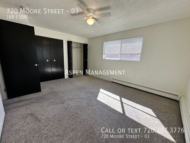Photo - 720 Moore St Unit 03