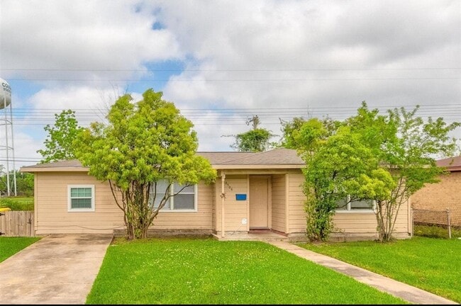 Building Photo - 2506 Jackson Rental