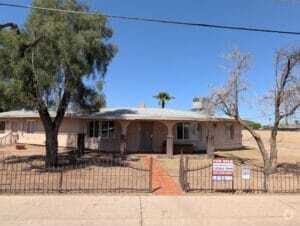 Building Photo - MOVE IN READY!!RENT TO OWN!!! 4 BED 2 BATH... Rental
