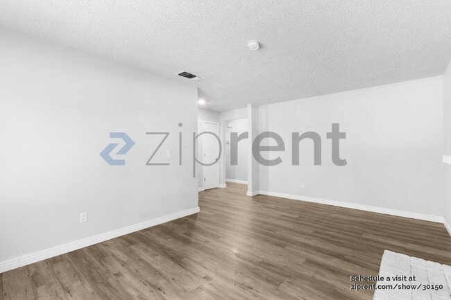 Photo - Unit