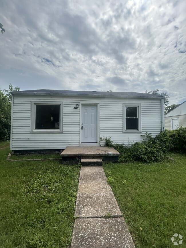 Building Photo - 222 Nadine St Rental