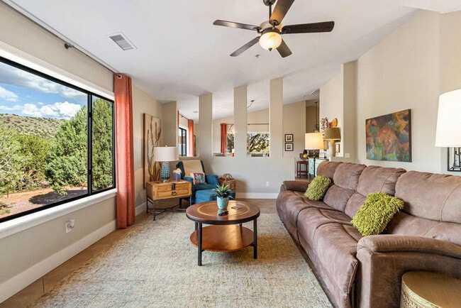 Building Photo - 627 Elmersville Rd Unit SI ID1511579P