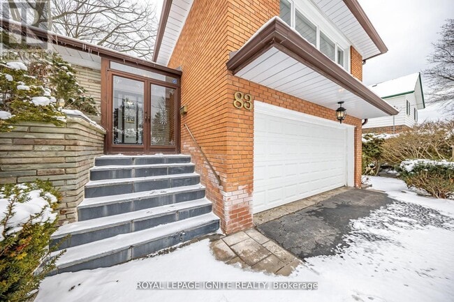 Photo - 83 Deep Dene Dr