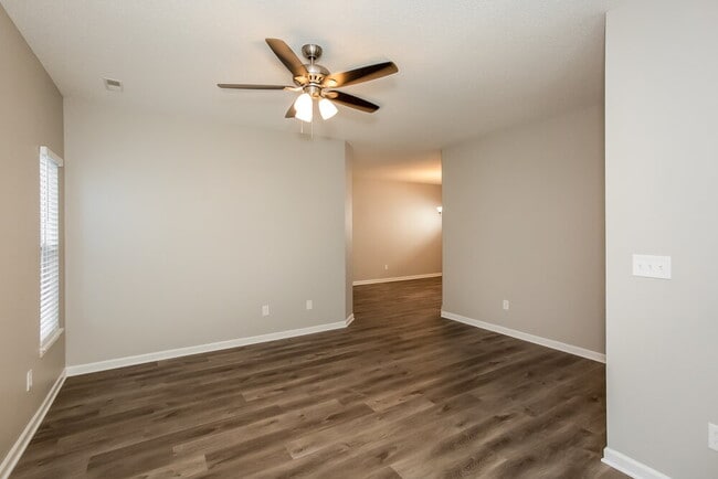 Photo - 7150 Parklake Pl