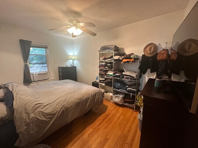 8 Miller St Unit 1