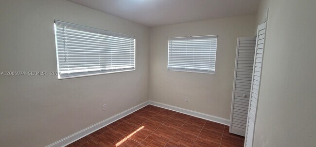 19325 NW 23rd Ave Unit 0