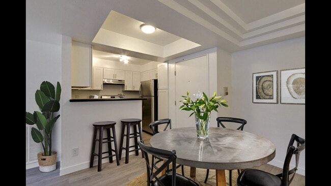 Layout B Dining Room (Staged)