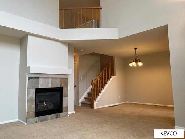 Photo - Bright, Comfortable Two Bedroom Townhouse!