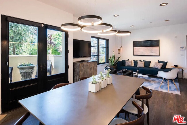 Photo - 718 Croft Ave Unidad 101