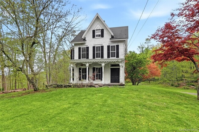 Building Photo - 15 Ladentown Rd