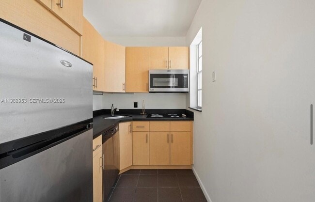 Photo - 605 Euclid Ave Unit Apt 204