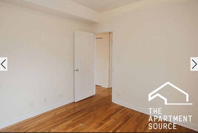 Photo - 3529 N Broadway Unidad 3