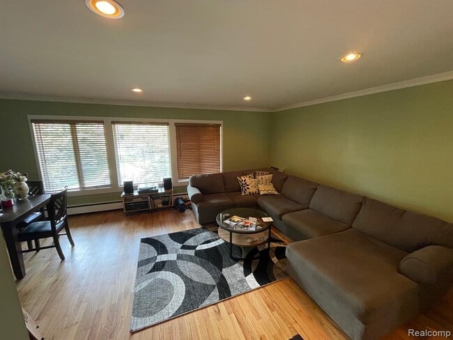 359 Concord Pl Unit 359 Concord