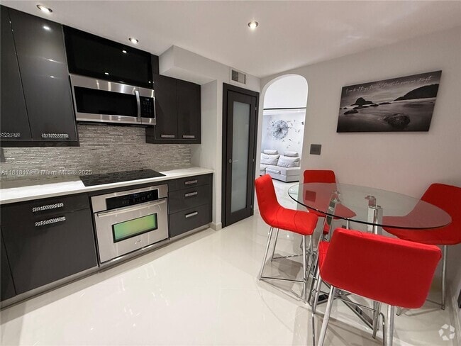 Building Photo - 3161 S Ocean Dr Unit 208 Rental