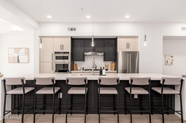 Building Photo - 7788 E Main St