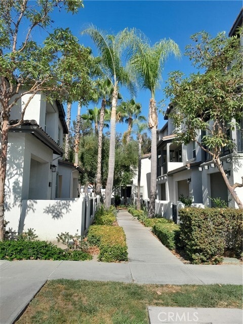 76 Bixby Cir