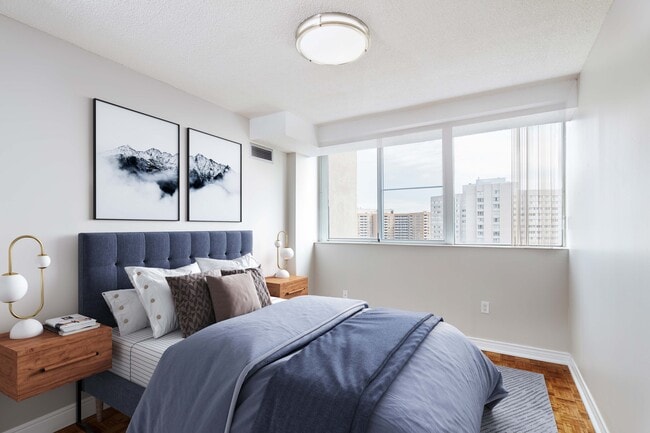 Photo - Mississauga Place