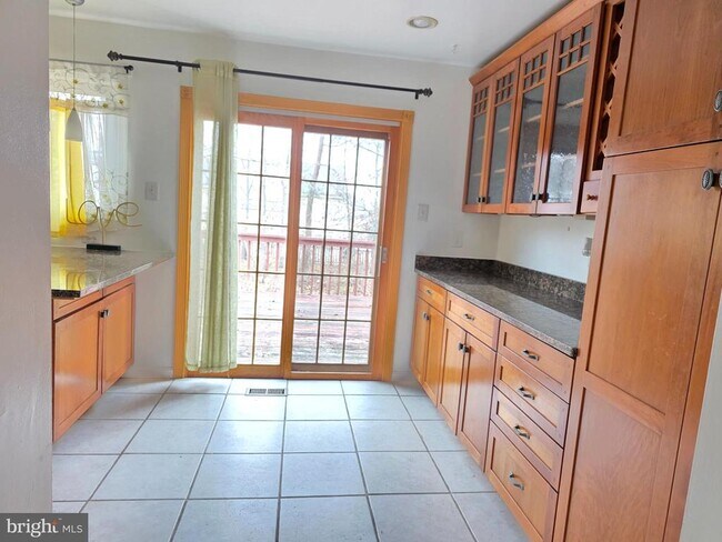 Photo - 14100 Oakpointe Dr