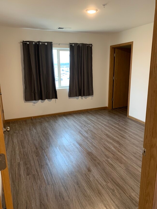 Huntington Park Apartments Reedsburg, WI