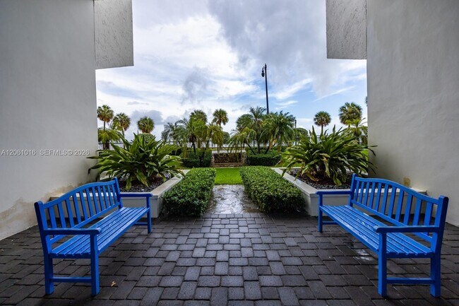 Photo - 1440 Brickell Bay Dr Unidad 401