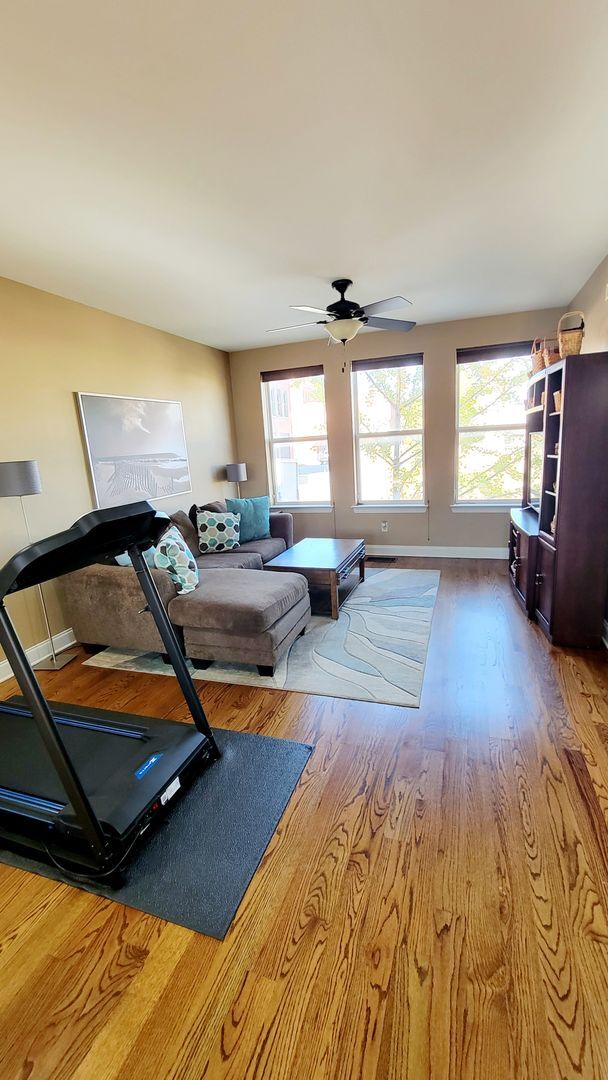 Photo - Check out this amazing Downtown Condo!!